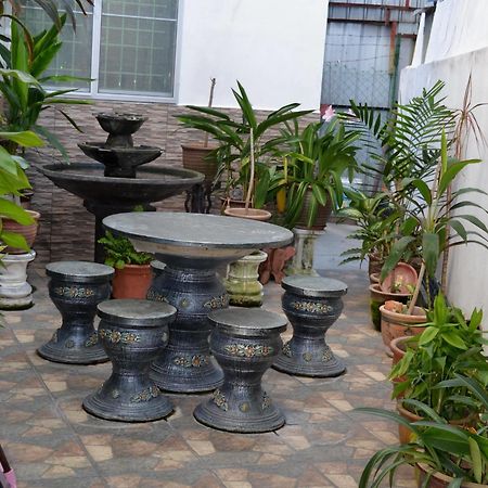 Megastar Inn Vacation Stay Kangar Extérieur photo